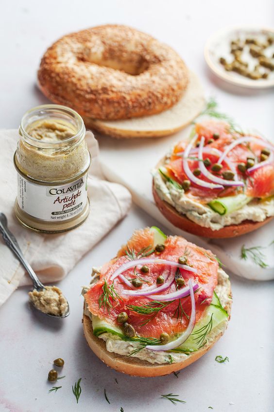 smoked salmon cream cheese bagel