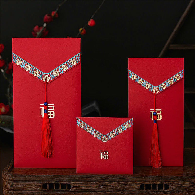 red envelopes hong bao