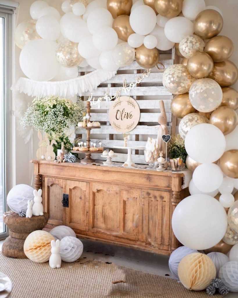 bridal shower trends balloons