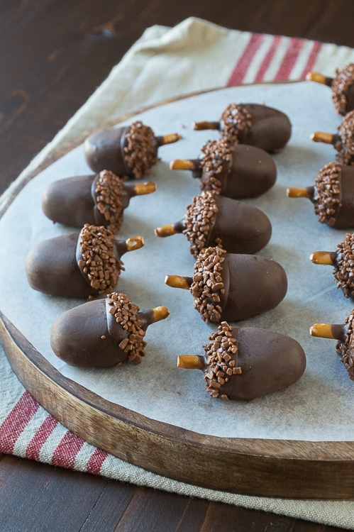 unique woodland baby shower ideas oreo acorn balls