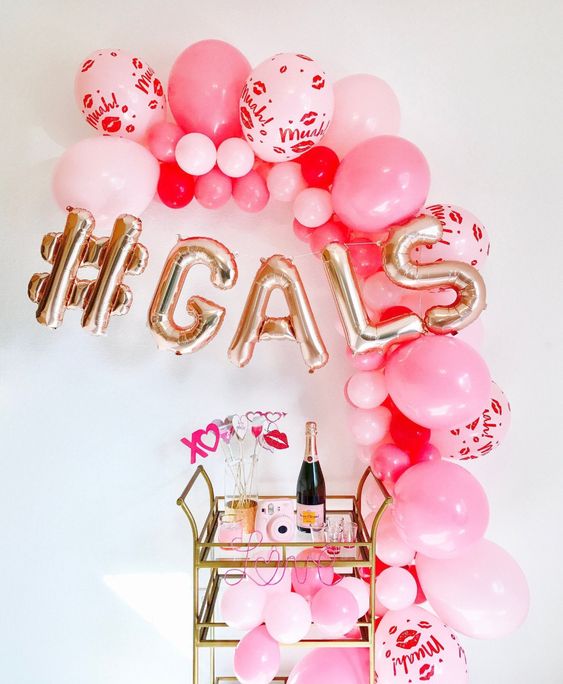 gals balloon sign