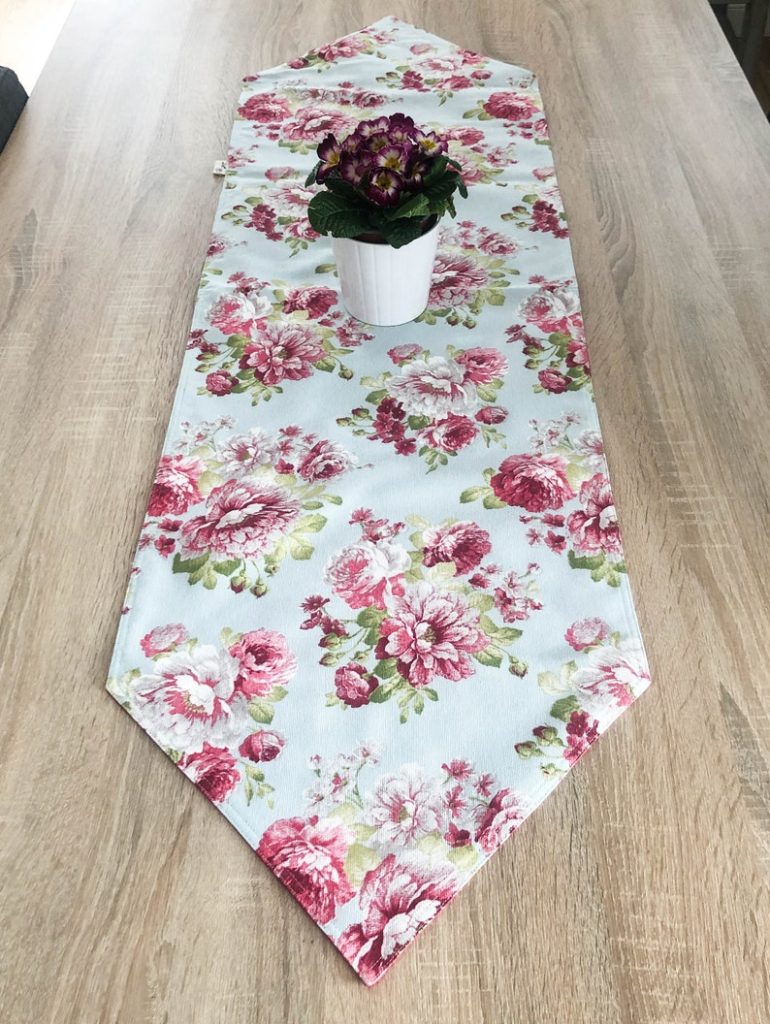 floral table runner